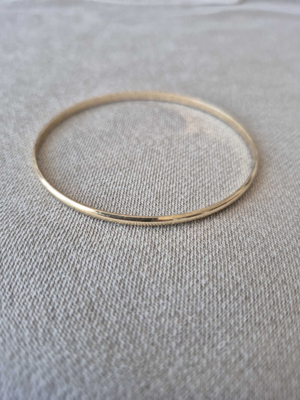 Classic Gold Tone Women's Bangle Bracelet
